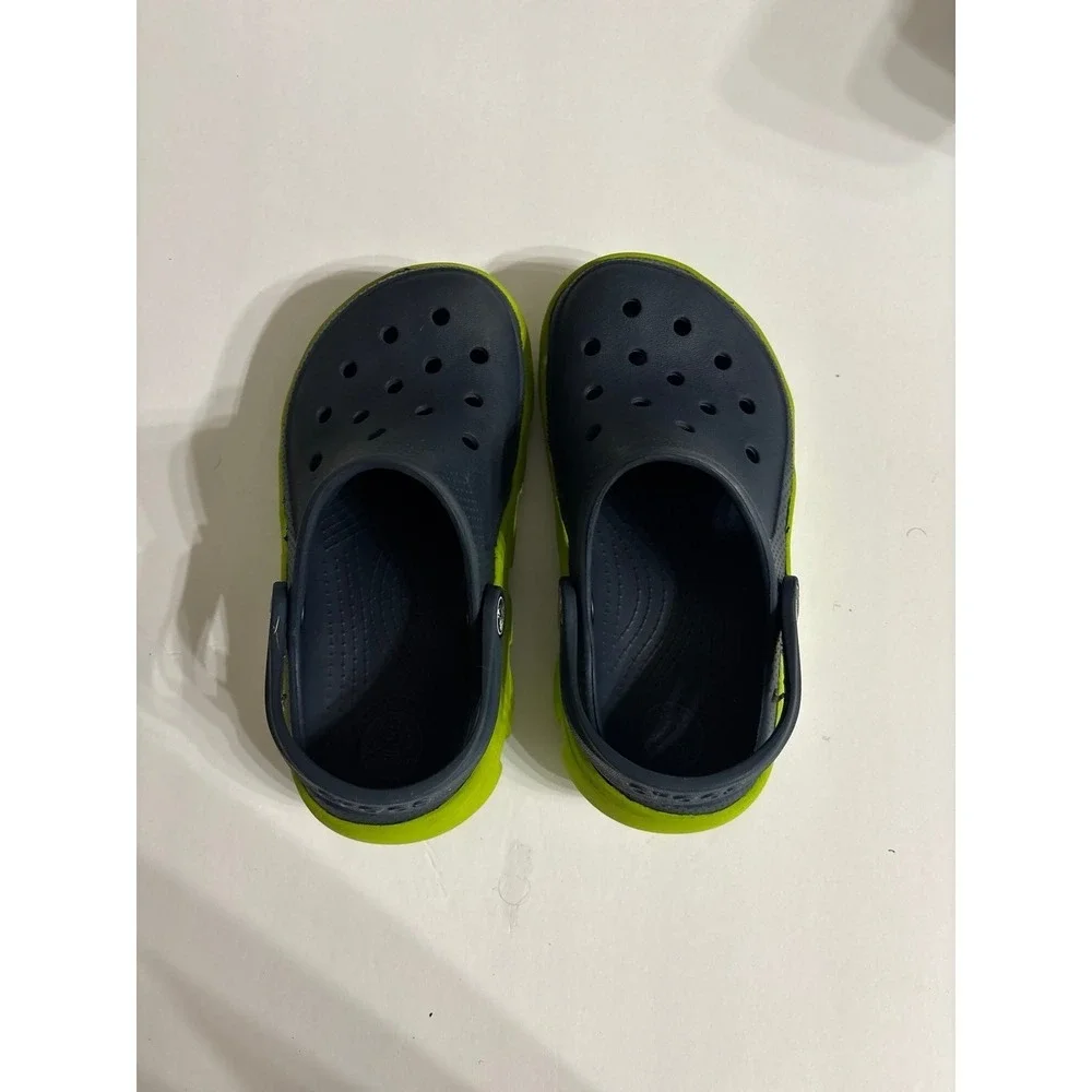 Crocs Unisex Duet Sport Clogs (size J2) Navy & Green
